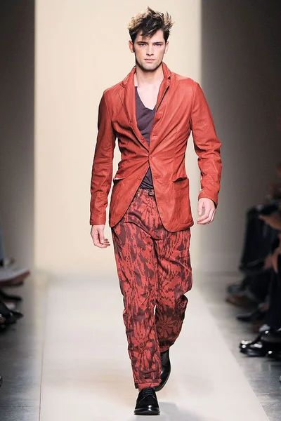Look 33